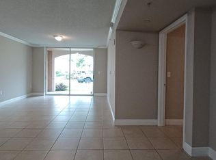 2103 Renaissance Blvd, Miramar, FL 33025