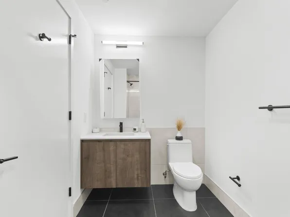 55 Jordan Avenue image 2 of 23