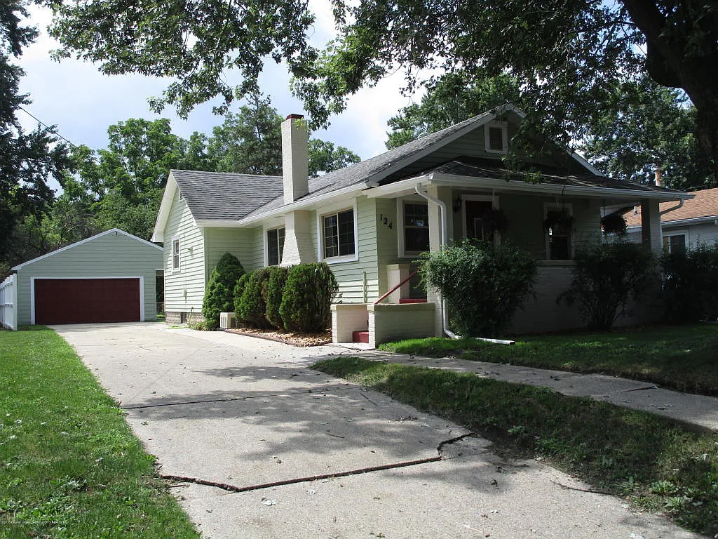 124 E Rouse St photo 1