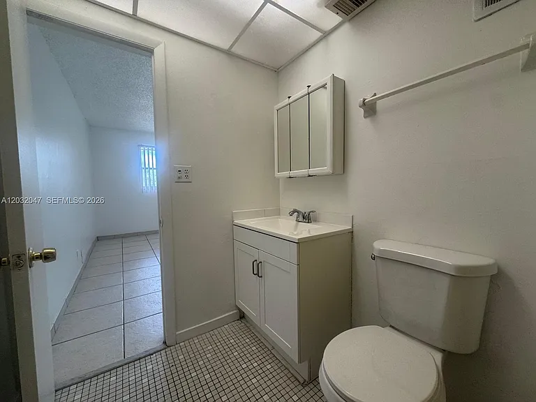 8000 S Colony Cir #305 — Photo 17