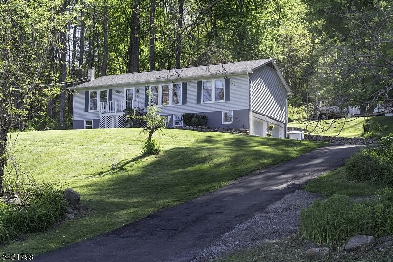 1st image of 25 Hope Rd