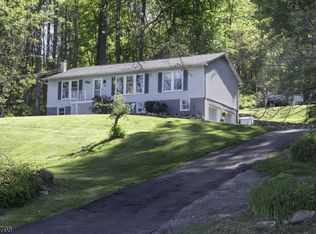 25 Hope Rd, Liberty Twp., NJ 07838