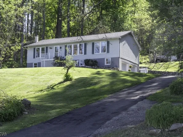 25 Hope Rd, Liberty Twp., NJ 07838