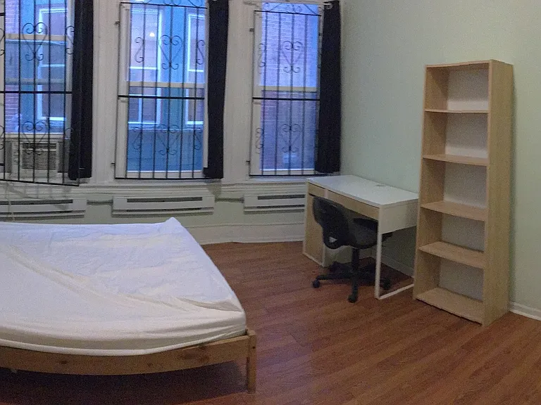 432 S 44th St #2 — Photo 2