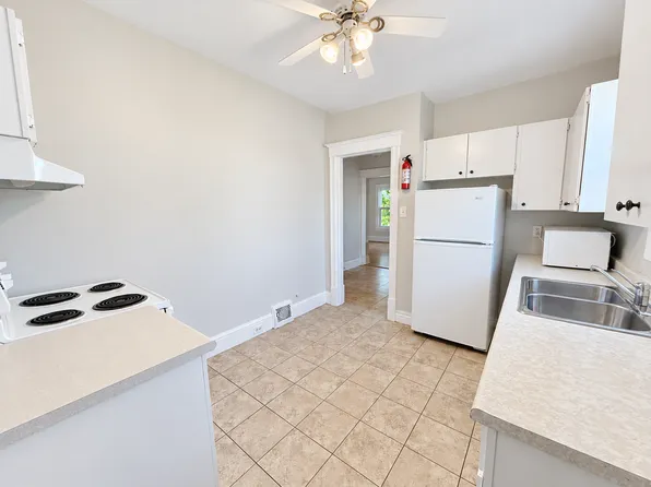 47 Delaware Ave Unit 2, Hamilton, ON L8M 1T5