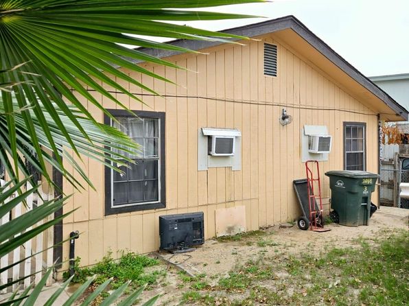 laredo-texas-49618133 picture