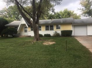 1009 N Robin Rd, Wichita, KS 67212