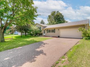 7622 Jensen Ave S, Cottage Grove, MN 55016