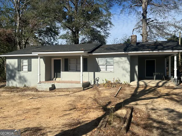 205 Newsom St, Davisboro, GA 31018