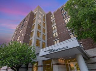 101 Harbor Greene Dr #W502, Bellevue, KY 41073