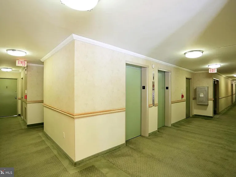 2800 Wisconsin Ave NW #409 — Photo 17