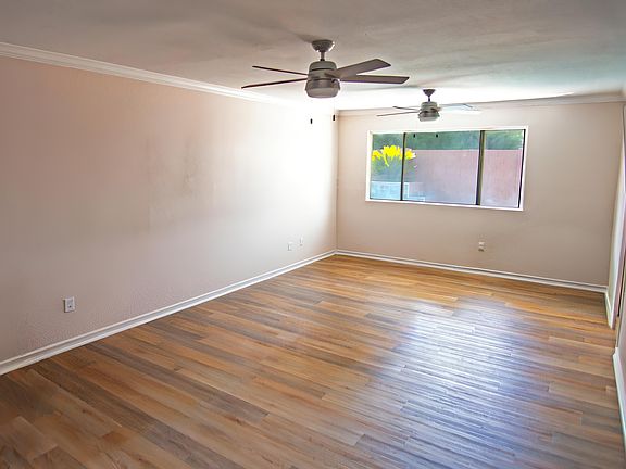 3rd image of 2055 E Encanto St