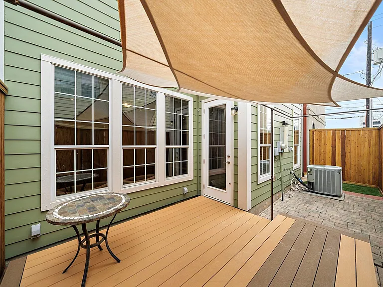 2927 Clinton Dr — Photo 20