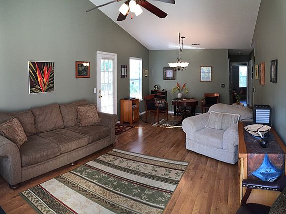 3rd image of 3254 W Wildflower St