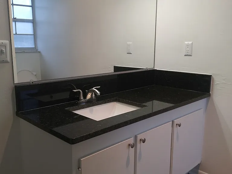 Oak Ridge Apartments — Photo 42