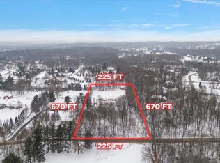 700 W Maple Rd, Milford, MI