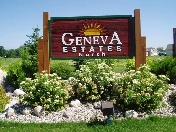 1 Geneva Est N, Alexandria, MN 56308