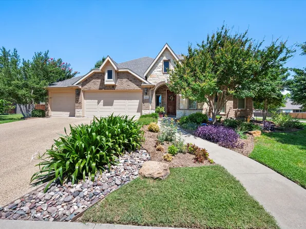 512 Highpoint Ln, Mansfield, TX 76063
