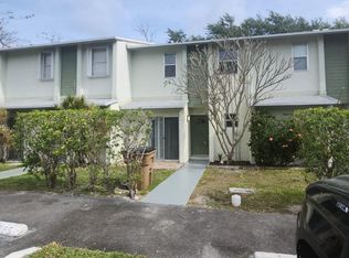 765 Crystal Lake Dr #765, Pompano Beach, FL 33064