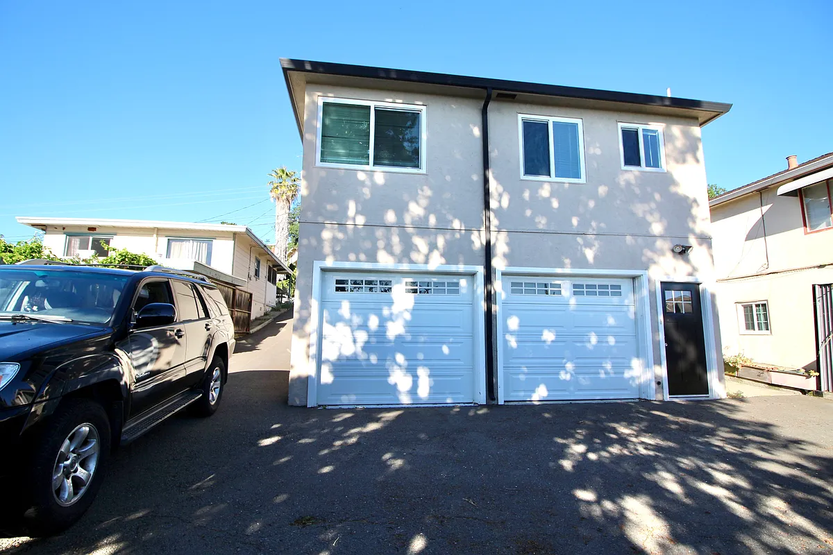 Building Photo - 16775 Hannah Dr #B