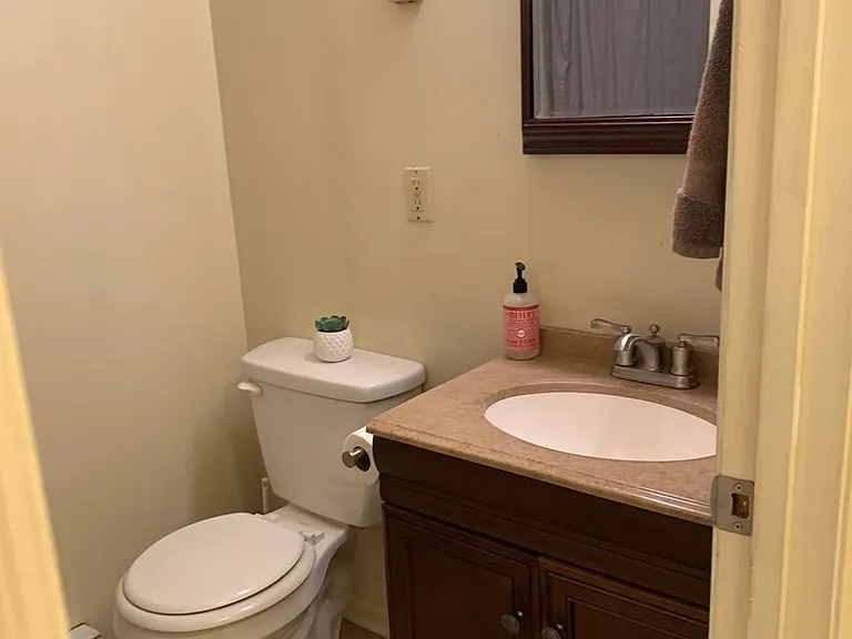 1402B University City Blvd — Photo 5