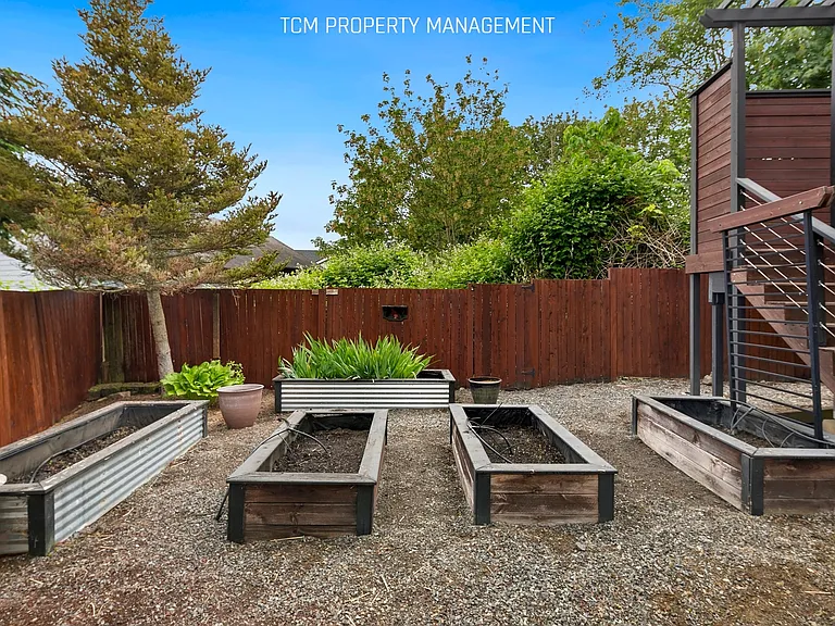 6412 77th Dr NE — Photo 32
