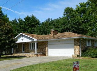 404 Windsor St, Fairfield, IL 62837