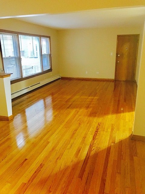 1st image of 3530 Oak Park Ave APT 1R