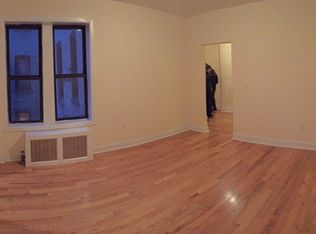 1518 Williamsbridge Rd, Bronx, NY 10461