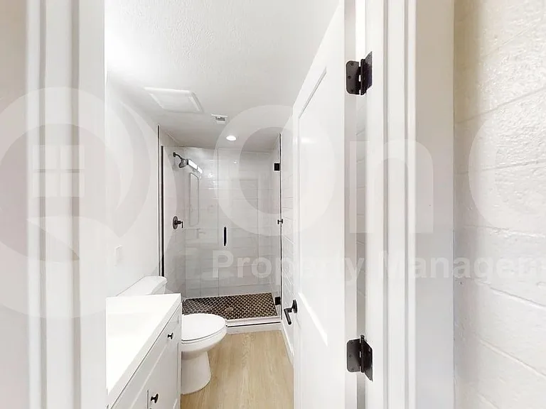 1840 W Thomas Rd #14 — Photo 13