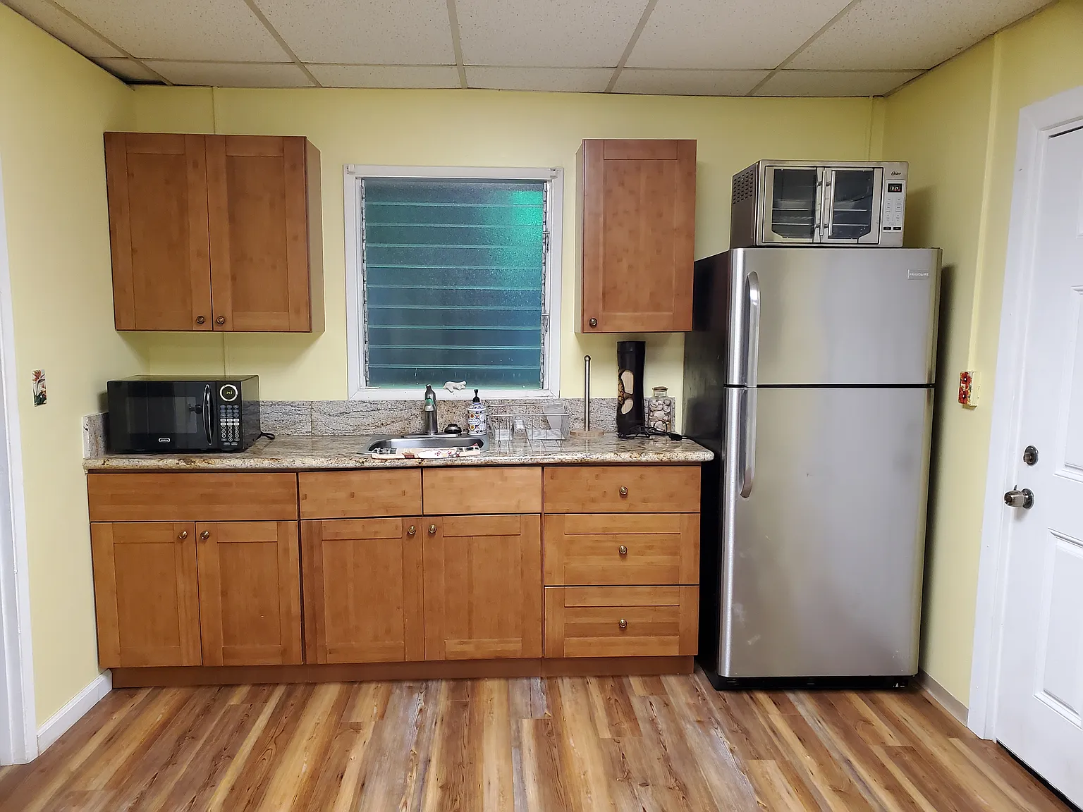 Studio, 500 sqft, $2,200 — Photo 3