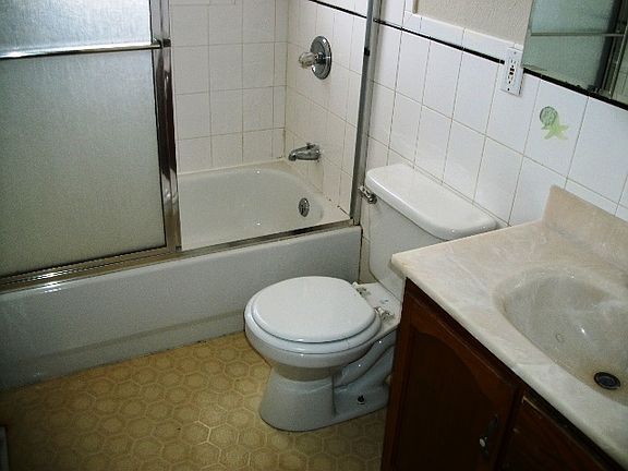 Rental 914 W 18th St Unit B_20591_3_12082014