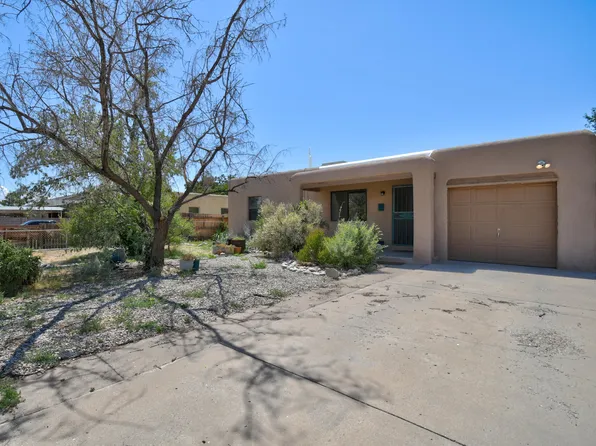 427 Grove St NE, Albuquerque, NM 87108
