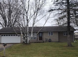 207 W Hillside Dr, Cadott, WI 54727