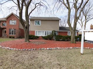 4904 Paxton Rd, Oak Lawn, IL 60453