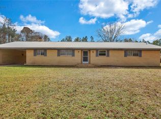 222 Charlton St, Nahunta, GA 31553