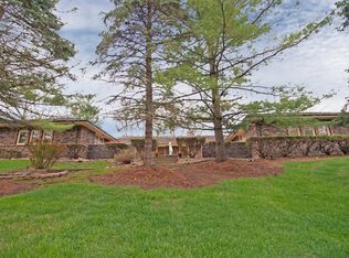 21375 N Highwood Rd, Kildeer, IL 60047