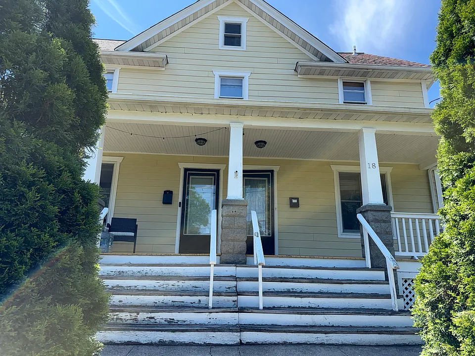 18-20 Somerville Rd #2