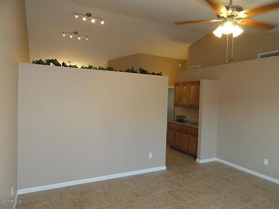 1630 E Beverly Ln - MLS Pic #4