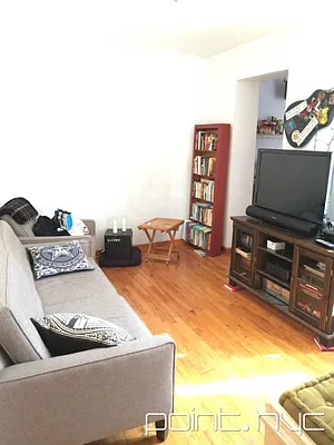 Rented by Point NYC | media 43