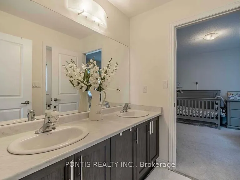 2318 Lozenby St — Photo 25