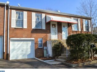 3377 Red Lion Rd, Philadelphia, PA 19114