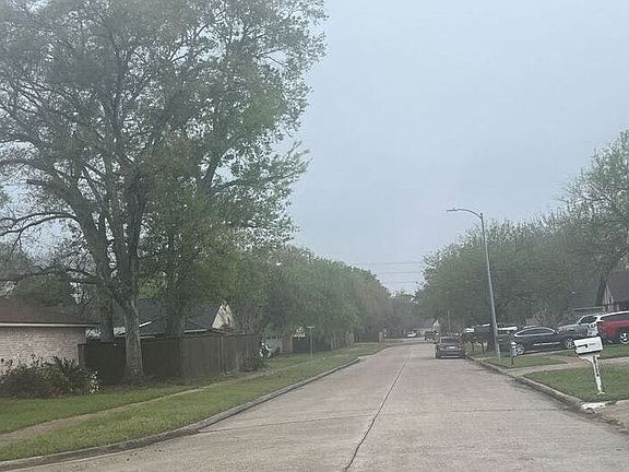 5th image of 20126 Bridgedale Ln