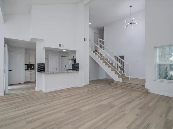13803 Purplemartin St, Houston, TX 77083