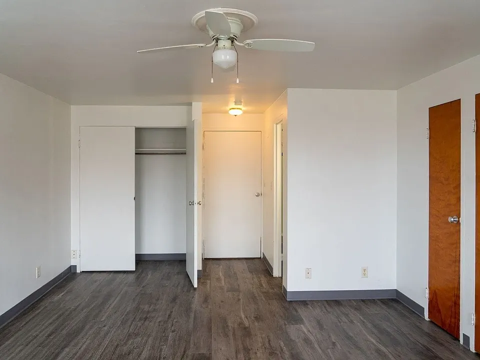 The Avenue apartments