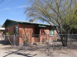 321 S Treston Ln, Tucson, AZ 85711