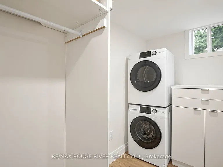 344 Centennial Rd #BASEMENT — Photo 28