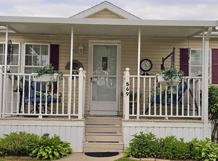 569 Sterling Dr, Dimondale, MI 48821