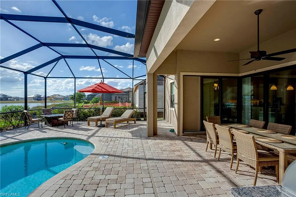 3 bed, 3.0 bath, 2488 sqft, $10,500 — Photo 2