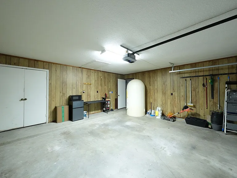 6327 S 90th East Ave — Photo 17